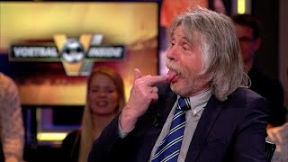 Johan Derksen begon carrière met wapperend geslachtsdeel  VOETBAL INSIDE [upl. by Aicatsal]