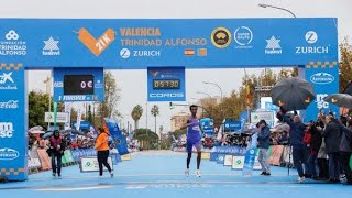 Ethiopian Yomif Kejelcha Breaks World Record in Valencia Half Marathon 2024 [upl. by Hcir24]