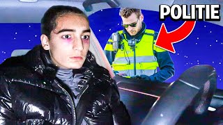 broertje rijdt illegaal auto amp word opgepakt door de politie [upl. by Starlene]