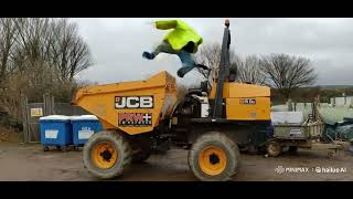 Funny workmen on a JCB Funny Ai [upl. by Parfitt149]