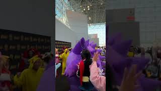 GIANT GENGAR AT ANIME NYC 2024 pokemon pokemoncosplay animenyc cosplay cosplaymeetup [upl. by Arries817]