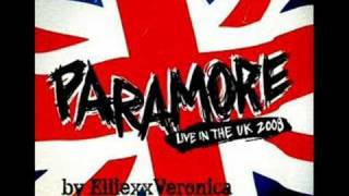 Paramore live in UK 3Emergency [upl. by Eatnod]