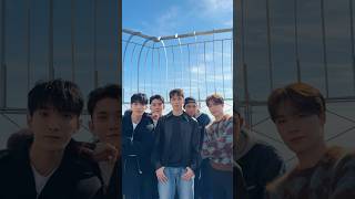 LOVEMONEYFAME at 1000ft up Empire State Building SEVENTEEN 세븐틴 SPILLTHEFEELS [upl. by Naillil]