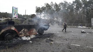 Kharkiv touché en plein coeur par une roquette un immense convoi russe roule sur Kiev [upl. by Nnoryt411]