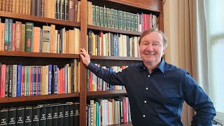 The amazing book collection of Dirk Jan ten Geuzendam  A true chess connoisseur [upl. by Elsi]