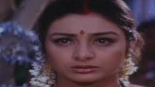 Akrakam Tukata  Haqeeqat  Ajay Devgn amp Tabu  Full Song [upl. by Mikel721]