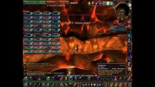 40 Priests vs Onyxia [upl. by Alidis871]