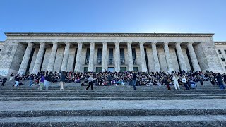 Clase pública en las escalinatas de la Facultad [upl. by Evaleen]