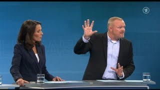 Stefan Raab beim TV Duell 2013 mit Merkel und Steinbrück [upl. by Buote]