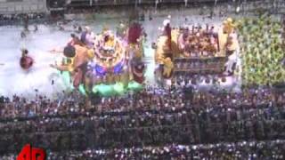 Raw Video Samba Queen Celebrates Carnival [upl. by Zenobia955]