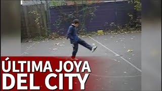 Los toques con 11 años y una bola de tenis de la última joya de Guardiola  Diario As [upl. by Ladnyk]