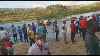 Rally Frontera 2021 FJ con problemas para cruzar Yaque del Sur Discovery Road [upl. by Tilda]