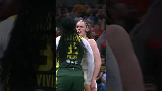 The dustup between Caitlin Clark and Victoria Vivians [upl. by Skeie]