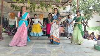 Akasam thanu rekkalu song Dance performed by the ZPHS Sathapur [upl. by Rap]