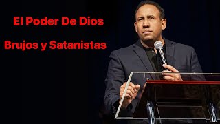 Pastor Juan Carlos Harrigan Peleando Con Brujos y Satanistas en vivo [upl. by Corel]