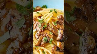 Spaghettis carbonara aux champignons  shorts recette cuisine tutorial [upl. by Osei]