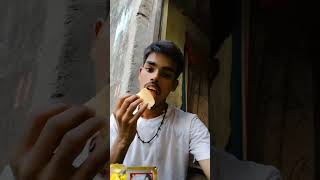 Aja khaya hawa k package me chips minivlog vlog funny [upl. by Leugim934]