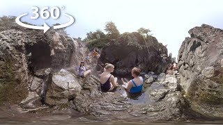 Se ressourcer aux sources d’eau chaude des Hot Springs Cove [upl. by Aubin]