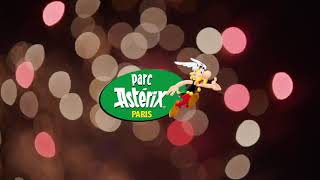 Le Défilé de Noël du Parc Asterix quotLe Père Noël Rêve de Potionquot [upl. by Margie]