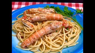 Spaghetti agli Scampi  Ricetta Facile e Veloce da Preparare [upl. by Coke]