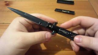 How A Swivel Lock Stiletto Works Italian Switchblade [upl. by Schuyler100]