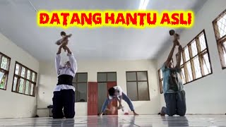 Siswa SMA Nari Jelangkung Malah Datang Hantu Aslinya Ngematiin Musik  Ghost Ritual with Doll [upl. by Adlev]