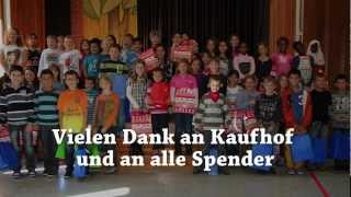 Weltkindertag Schultüten für Kinder von der Galeria Kaufhof am Stachus [upl. by Veal]