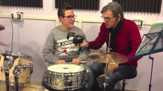 Lezione in diretta Paradiddle in sedicesimi con accenti spostati [upl. by Ahsatin]