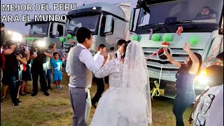 BODA MILLONARIA LES REGALAN 3 CAMIONES CERO KM EN HUANCAYO PERÚ [upl. by Jarrod]