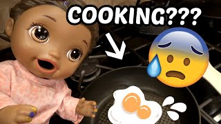 BABY ALIVE COOKS for her FRIEND The Lilly and Mommy Show FUNNY KIDS SKIT [upl. by Zeus]