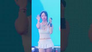 CIGNATURE BOYFRIEND JEEWON FANCAM 2 Cignature jeewon CIGNATUREBOYFRIEND kpopfancam [upl. by Aivuy]