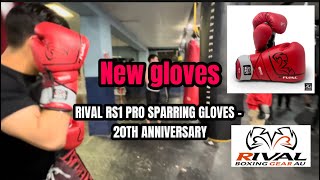 Trying my new boxing gloves  RIVAL RS1 PRO SPARRING GLOVES  20TH ANNIVERSARY [upl. by Brahear]