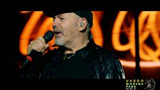 Vasco Rossi  Ed il tempo crea eroi Live Modena Park [upl. by Isidora]