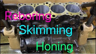 How to REBORINGSKIMMINGHONING CYLINDER BLOCK 4G67 shorts engine cylinderblock skimming [upl. by Squires]