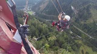 380KV Freileitungsmonteur auf Erdseil Abseilen [upl. by Varden797]