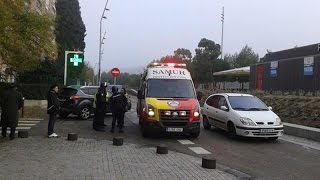 Muere el aficionado gallego herido en la reyerta entre hinchas de Atleti y Depor [upl. by Oringa]