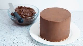 HOW TO COVER A CAKE WITH CHOCOLATE GANACHE [upl. by Salamone]