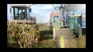 Ensilage 2013 100 ha 2 ensileuses  enrubannage de maïs Pyrénées Atlantiques Sarl Menjoulet HD [upl. by Negris137]