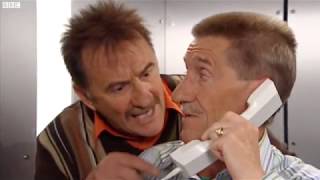 ChuckleVision  17x12  The Lift Widescreen [upl. by Aikem]