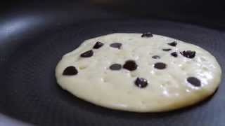 Hot Cakes con Chispas de Chocolate  Buena Vibra Vlog [upl. by Noreen]