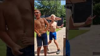 waterballon in je onderbroek ft armin mijn vriend WARNING DOE DIT NIET NA [upl. by Llenreb326]