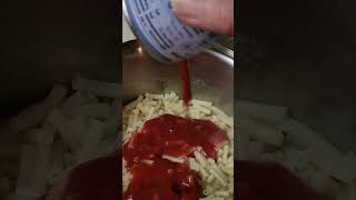 EASY GROUND BEEF DINNER IDEA  HOW TO MAKE BEEFARONI [upl. by Breh725]