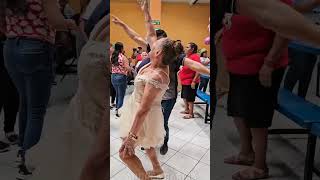 Yajaira bailando la negra celina plazalibertad viral shorts paraty [upl. by Ettevram135]