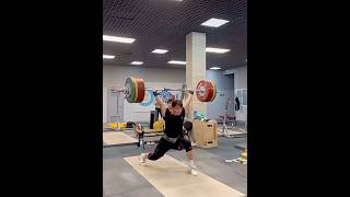 Akzhol Kurmanbek 67 17 yo 185 kg clean and jerk [upl. by Oletta98]