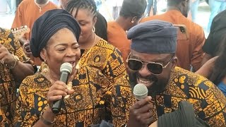 Salawa Abeni Saheed Balogun amp Kunle Afolayan Compete on Stage at Burial of Aremu Afolayans Mum [upl. by Tyrone]