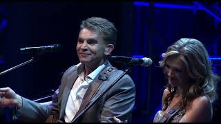 Theuns Jordaan amp Juanita du Plessis  Accoustic Medley quotLIVEquot 2012 [upl. by Brnaba83]