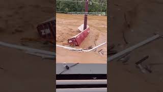 New video from NC shows powerful flood water tearing building in half [upl. by Syd]