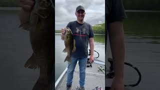 Solid day on candlewood fishing bassfishing largemouthbass smallmouth rangerboats [upl. by Eolc482]