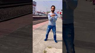 While waiting for the train  Bhoolbhulaiya 30 dance youtubeshorts viralvideo [upl. by Pelagi]