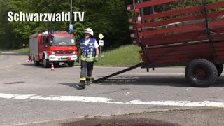 🚨🚒 Update MaiwagenUnfall in Kandern TraktorFahrer ohne Führerschein und Zulassung 01052024 [upl. by Alemap984]